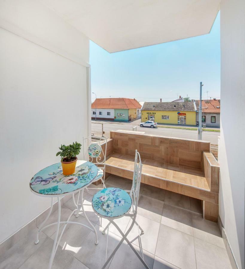 Apartman Osijek Exterior photo